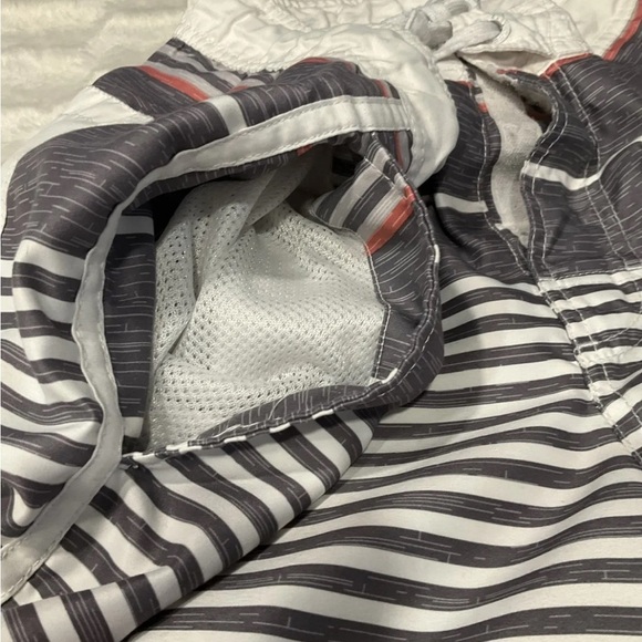 OP‎ Mens Swim Trunks Size XL (40-42) Striped/Floral - Picture 5 of 9